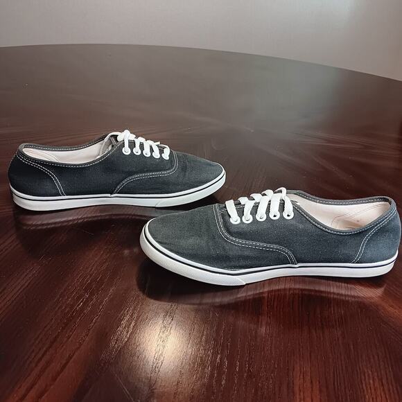 Vans off The Wall Authentic Black/White Low Top Lace Up Canvas Sneaker Women 9.5 - Picture 3 of 8